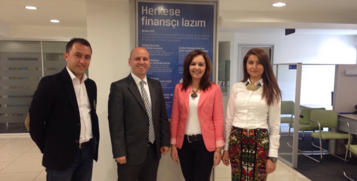 Yüksekokul Müdürümüzün Finansbank Kütahya Şubesi Müdürü Ercüment Alkış‘ı Ziyareti