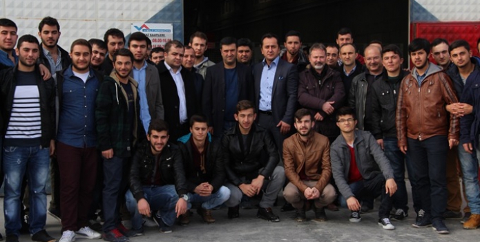 Gediz MYO Mekatronik Bölümü Öğrencileri Akgün Seramik Fabrikasın’ı Gezdi