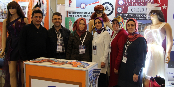 Gediz MYO Moda Tasarım Bölümü Türkiye İnovasyon Haftası Dolayısıyla Düzenlenen (İstanbul Kongre Merkezindeki) Fuara Katıldı